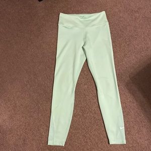 Medium Nike dry fit leggings with mesh panels